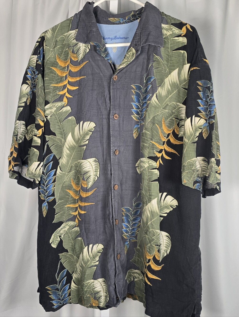 Tommy Bahama Shirt Mens XLX Black Green Silk Floral Hawaiian Button Up Camp Top
